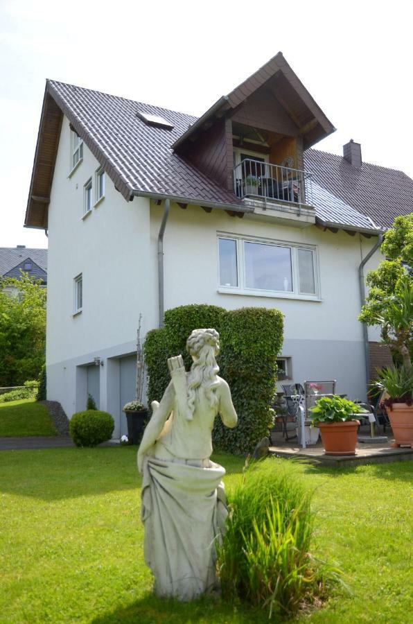 Ferienhaus Luzia Darscheid Esterno foto